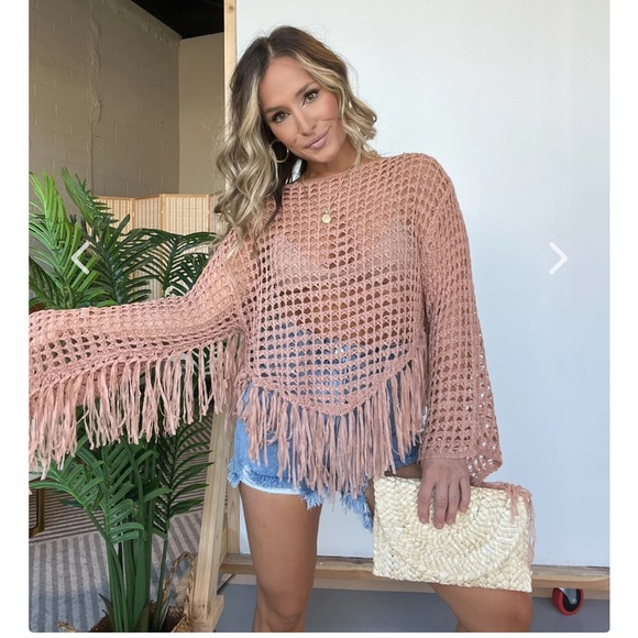 NWOT High end Boutique fringe top - Picture 4 of 8